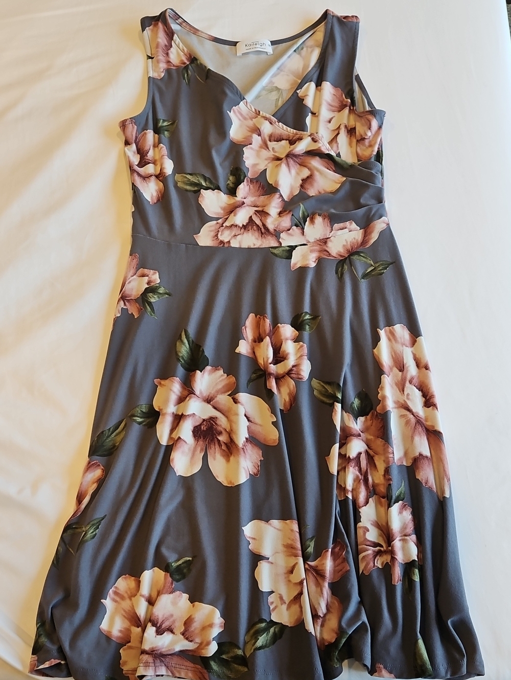 **Never Worn*** Gray Floral Midi Dress with Pink & Cream Blooms